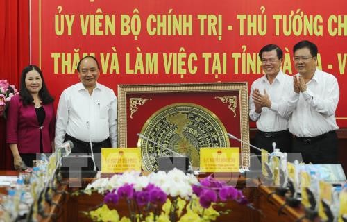 Thủ tướng Nguyễn Xuân Phúc làm việc với lãnh đạo chủ chốt tỉnh Bà Rịa-Vũng Tàu - ảnh 2