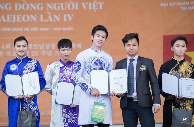 Cuộc thi “Nét đẹp hội tụ 2017”- nơi thăng hoa của những vẻ đẹp đậm chất Việt trong lòng Hàn Quốc - ảnh 15