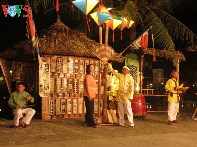 Trung tâm văn hóa thể thao Hội An tập trung duy trì đào tạo bài chòi cho lớp trẻ - ảnh 1