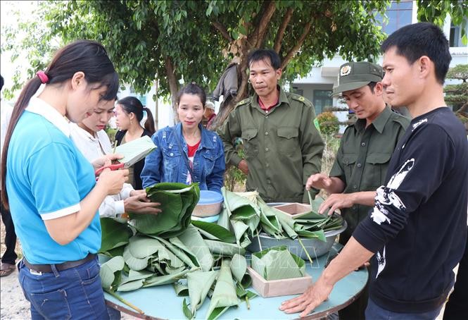 Xuân biên cương ấm tình quân dân - ảnh 1