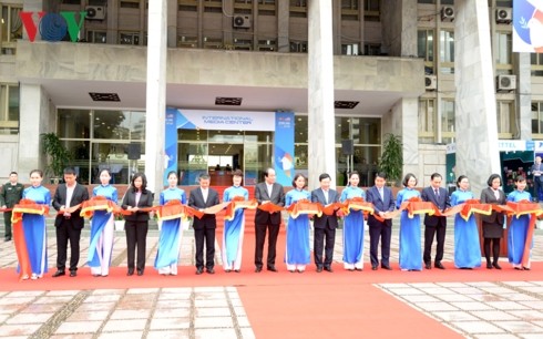 Khai trương Trung tâm báo chí quốc tế Hội nghị Thượng đỉnh Hoa Kỳ - Triều Tiên lần hai - ảnh 1