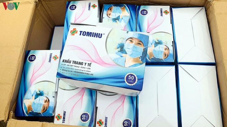 Trao tặng Chính phủ và nhân dân Đức 80.000 khẩu trang y tế - ảnh 1