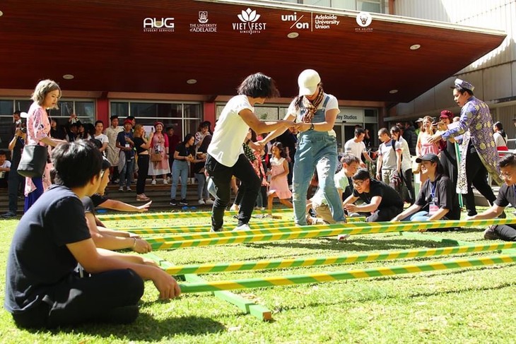 VISA - Chỗ dựa tinh thần cho du học sinh Việt Nam tại Adelaide - ảnh 2