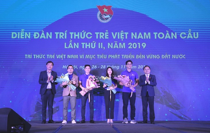 Nghiên cứu internet vạn vật vì đó là tương lai của số hóa và tự động hóa - ảnh 2