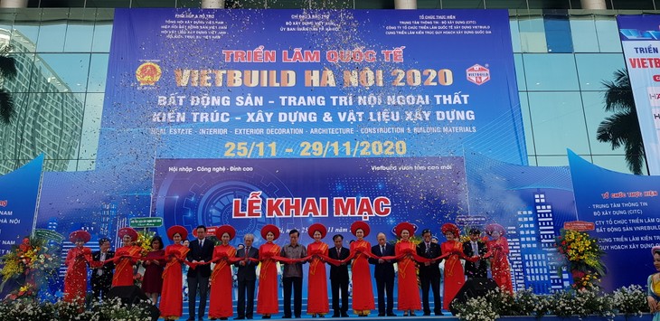 Khai mạc triển lãm quốc tế Vietbuild 2020 - ảnh 1