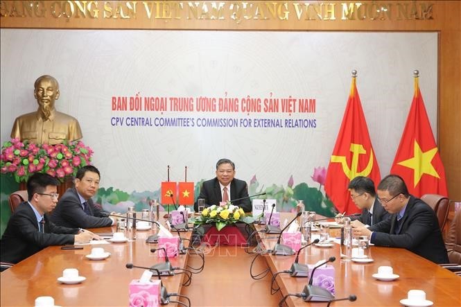 Lãnh đạo Ban Đối ngoại Trung ương Đảng hội đàm trực tuyến với lãnh đạo các chính đảng Uruguay - ảnh 1