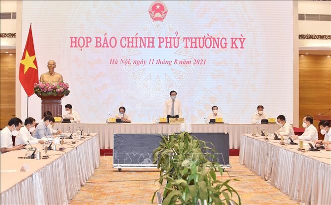 Chính phủ dốc toàn lực chống dịch, đảm bảo duy trì tăng trưởng bền vững - ảnh 2