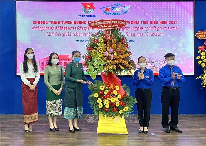 Tuyên dương 107 sinh viên Lào, Campuchia tiêu biểu - ảnh 1