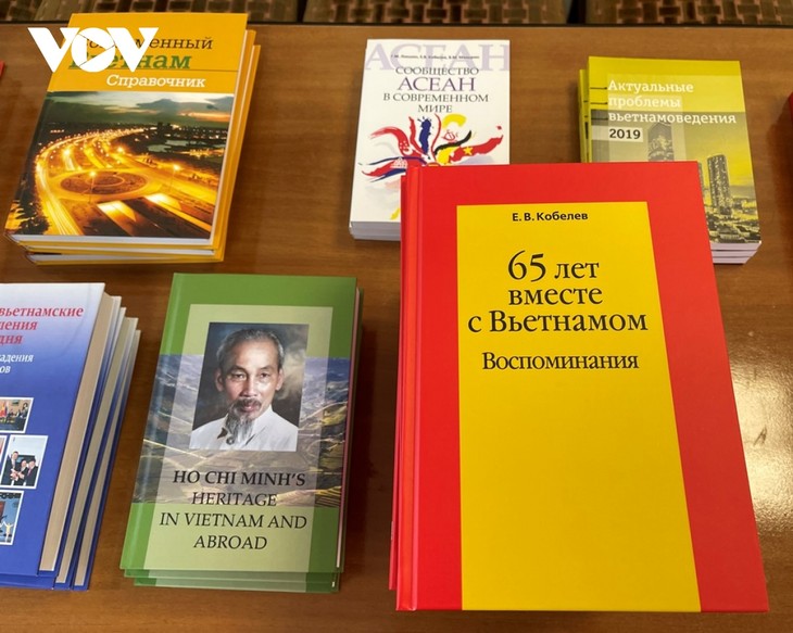 “Ký ức 65 năm cùng Việt Nam” - di sản của nhà Việt Nam học E.Kobelev - ảnh 3