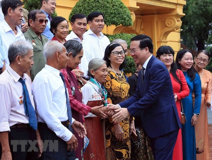 Đảng, Nhà nước luôn cố gắng quan tâm, chăm sóc người có công - ảnh 1