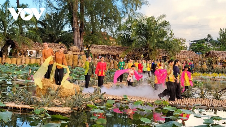 Khai mạc Festival Áo Bà Ba - Hậu Giang 2023 - ảnh 2