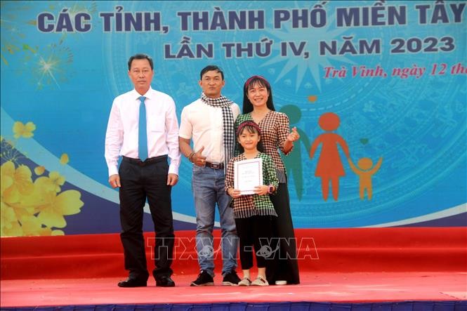 Bế mạc Ngày hội Gia đình các tỉnh miền Tây Nam Bộ lần thứ IV - ảnh 1