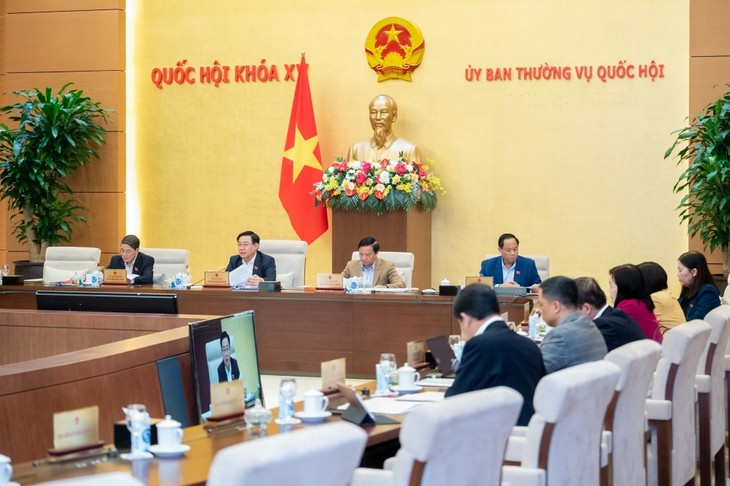 Phiên họp của Ủy ban Thường vụ Quốc hội: Thống nhất cao việc đổi tên thành Luật Căn cước và Thẻ căn cước - ảnh 1