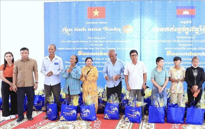 Xuân Giáp Thìn 2024: Mang Xuân ấm về Tây Bắc Campuchia - ảnh 1