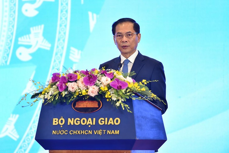 Hội nghị người Việt Nam ở nước ngoài lần thứ IV: Kết nối trí tuệ kiều bào cho sự phát triển bền vững của đất nước - ảnh 1