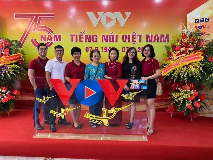 Chương trình phát thanh tiếng Lào  kỷ niệm 70 năm ngày chính thức phát sóng buổi đầu tiên - ảnh 4