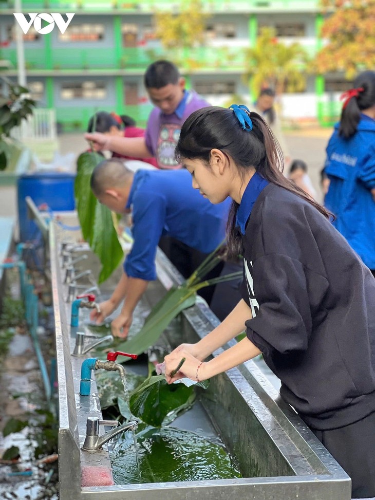 Thế hệ trẻ kiều bào tại Lào lan tỏa nét đẹp văn hóa truyền thống Tết Việt - ảnh 2