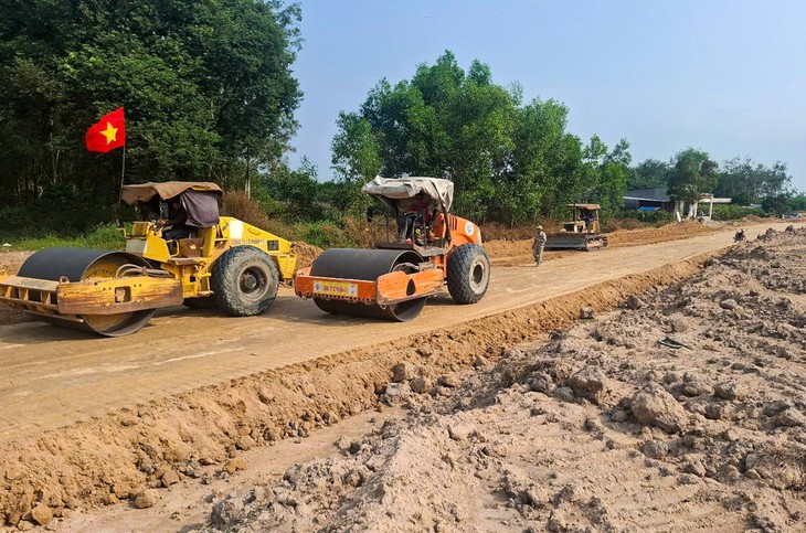 Tết trên công trường các dự án trọng điểm - ảnh 1