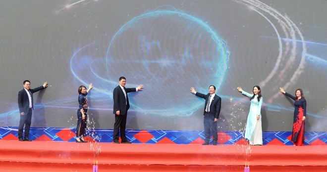 Ra mắt sản phẩm du lịch mới sử dụng giấy thông hành giữa Việt Nam - Trung Quốc - ảnh 2