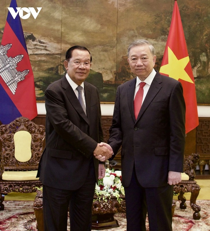 Tổng Bí thư Tô Lâm hội kiến với Chủ tịch Đảng Nhân dân Campuchia Samdech Techo Hun Sen - ảnh 1