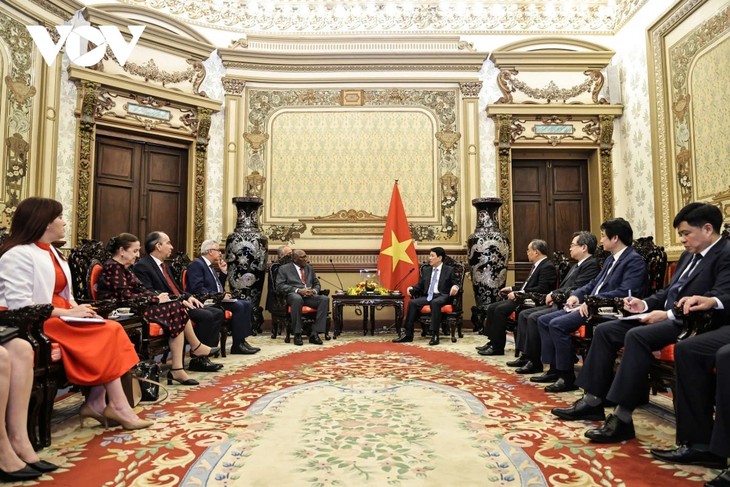 Chủ tịch nước Lương Cường tiếp Phó Chủ tịch nước Cuba Salvador Valdes Mesa - ảnh 2