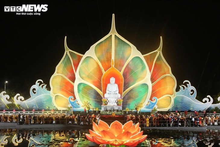 Đại lễ Vesak 2025: Cơ hội để tìm hiểu về Phật giáo Việt Nam và Phật giáo thế giới - ảnh 2