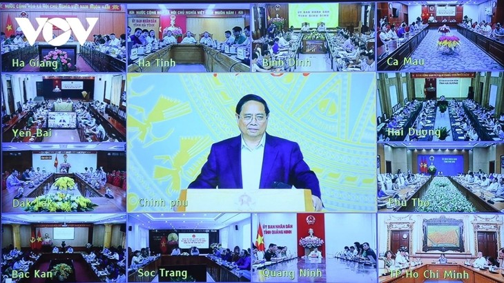 Thủ tướng chủ trì Hội nghị toàn quốc chuẩn bị Kỳ thi tốt nghiệp THPT năm 2025 - ảnh 1