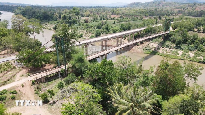 48 năm Hiệp ước Hữu nghị Việt-Lào: Mối quan hệ keo sơn bền chặt  - ảnh 1