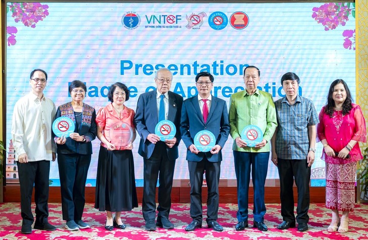 ASEAN xây dựng môi trường không khói thuốc lá - ảnh 1