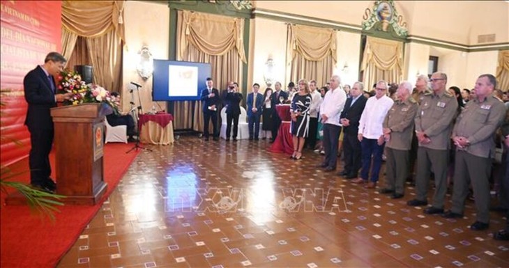 Giới thiệu với bạn bè Cuba về hành trình hình thành, xây dựng, bảo vệ và phát triển Việt Nam - ảnh 1