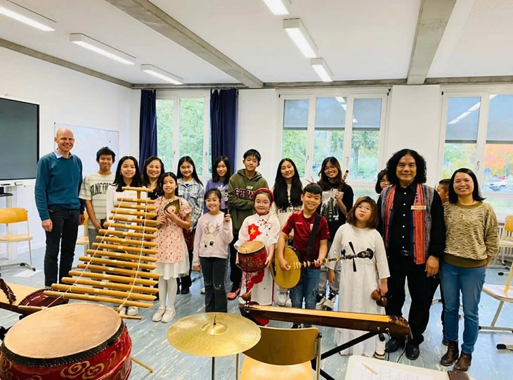 Sứ giả tiếng Việt: Hành trình kết nối cội nguồn - ảnh 2