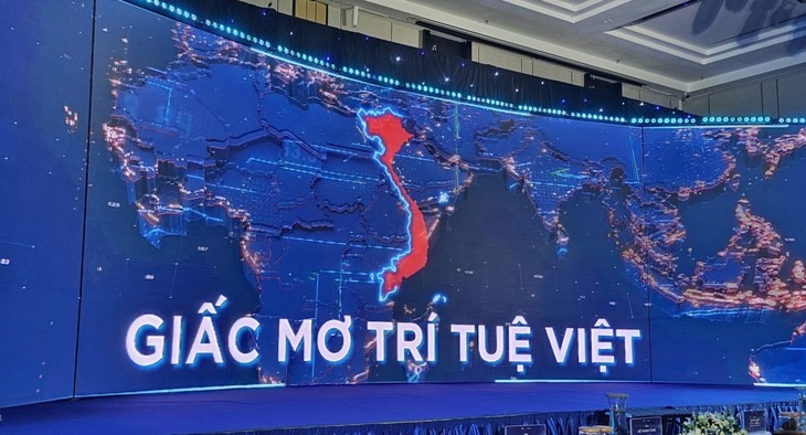 C-OpenAI: Hệ sinh thái AI của người Việt - ảnh 1