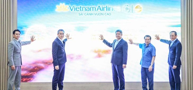 Xây dựng thương hiệu du lịch “Chạm thu Hà Nội” mang tầm quốc tế - ảnh 1