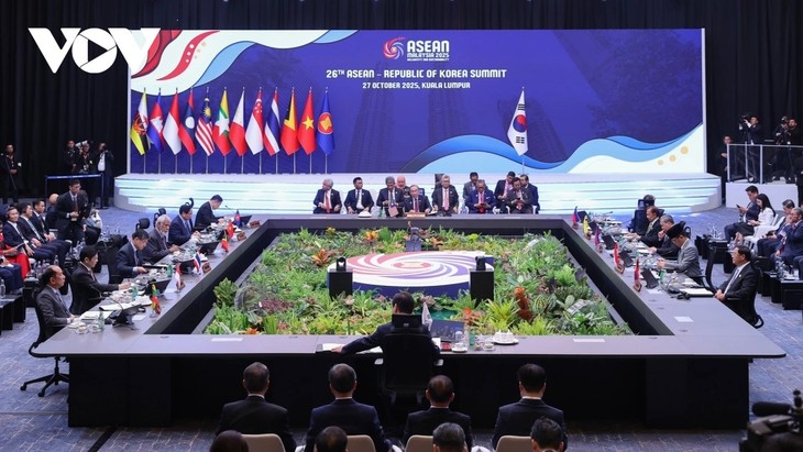 Thủ tướng Phạm Minh Chính dự Hội nghị cấp cao ASEAN – Hàn Quốc - ảnh 1