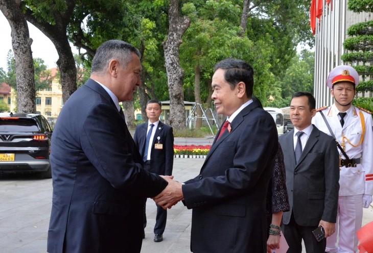 Chủ tịch Quốc hội Trần Thanh Mẫn tiếp Chủ tịch Hạ viện Uzbekistan - ảnh 1