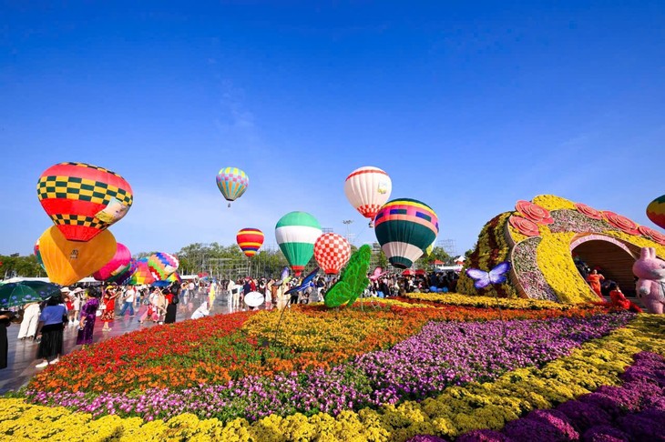 Ngành du lịch tỉnh Đồng Tháp giúp người dân vươn lên làm giàu - ảnh 3