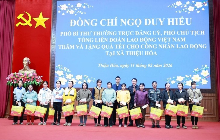 Sôi nổi hoạt động chăm lo Tết cho những hoàn cảnh khó khăn trên cả nước - ảnh 1