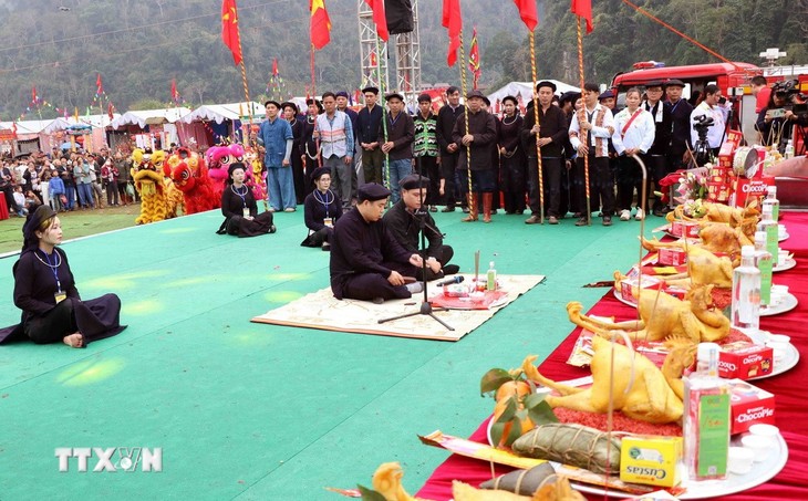 Lễ hội Lồng tồng: Tái hiện lại nét đẹp văn hóa của cư dân vùng hồ Ba Bể - ảnh 1