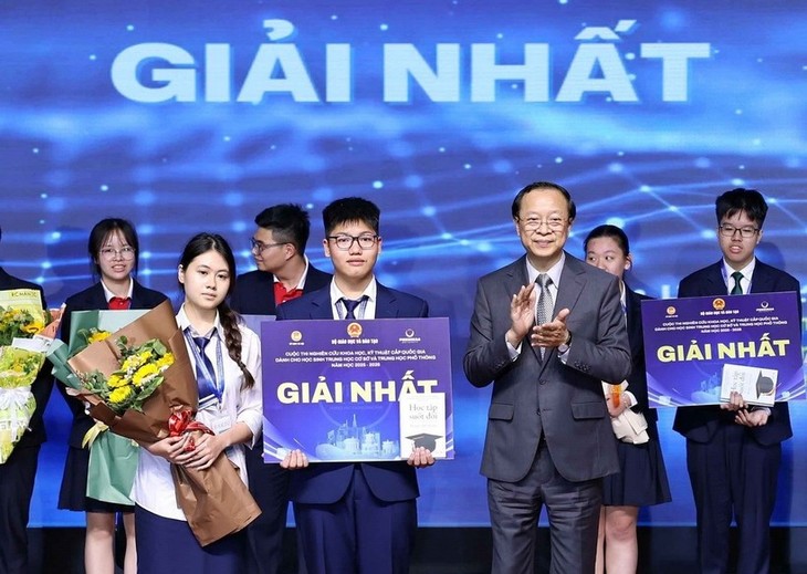Trao giải Cuộc thi nghiên cứu khoa học, kỹ thuật cấp quốc gia - ảnh 1