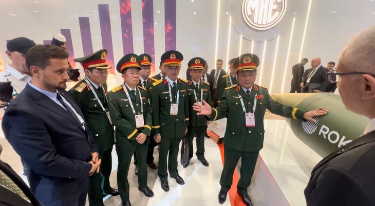 Ministry of National Defense attends Turkey International Defense Industry exhibition  - ảnh 1
