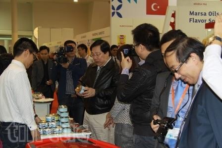 Вьетнам участвует в международной продовольственной выставке «WorldFood Moscow-2015» - ảnh 1