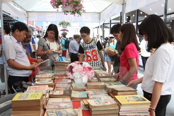 В городе Хошимин была официально открыта книжная улица - ảnh 1