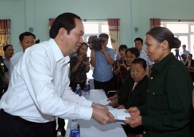 ประธานประเทศเจิ่นด๋ายกวางลงพื้นที่จังหวัดกว๋างนาม - ảnh 1