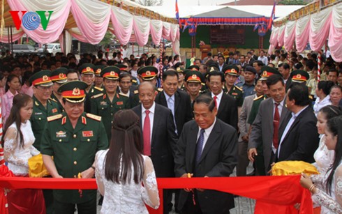 เสร็จสิ้นการบูรณะปฏิสังขรณ์อนุสรณ์สถานมิตรภาพเวียดนาม-กัมพูชาในจังหวัดตาแก้ว   - ảnh 1