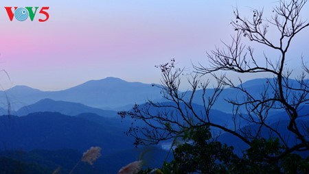 ปูชนียสถานเอียนตื๋อ-ดินแดนแห่งพุทธศาสนา - ảnh 19