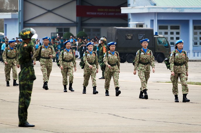 พิธีส่งเจ้าหน้าที่ของโรงพยาบาลสนามระดับ2หมายเลข1ที่ปฏิบัติหน้าที่ในประเทศซูดานใต้ - ảnh 3