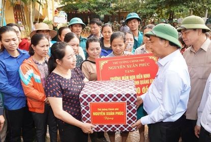 ความพยายามของรัฐบาลในการชี้นำการป้องกันและรับมือภัยธรรมชาติ - ảnh 2