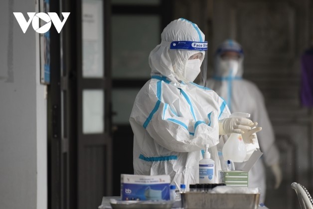 สถานการณ์การแพร่ระบาดของโรคโควิด -19 ในเวียดนามและโลกในวันที่ 4 พฤศจิกายน - ảnh 1