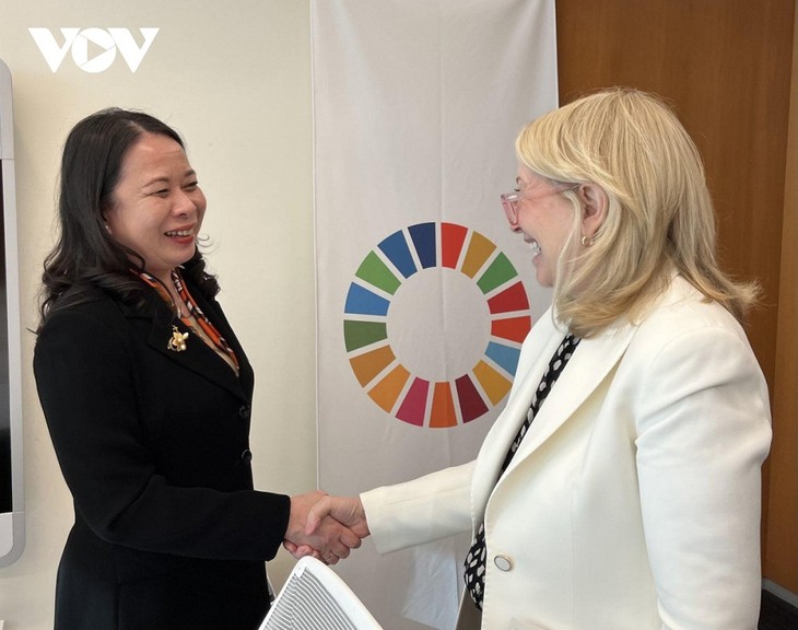 เวียดนามและ UNICEF ผลักดันความร่วมมือในภารกิจการดูแลและปกป้องเด็ก  - ảnh 1