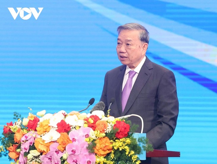 กระทรวงวิทยาศาสตร์และเทคโนโลยีต้องเดินหน้าในการปฏิบัติมติที่ 57 ของกรมการเมืองพรรคให้ประสบความสำเร็จ - ảnh 1